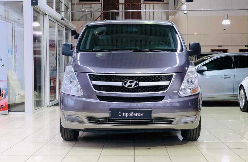 Hyundai H-1