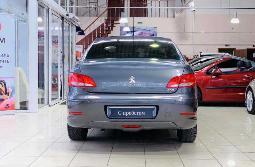 Peugeot 408