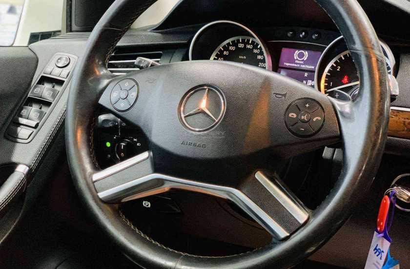 Mercedes-Benz R-Класс