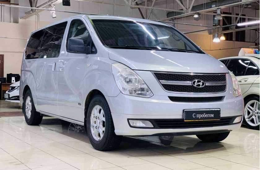 Hyundai Grand Starex