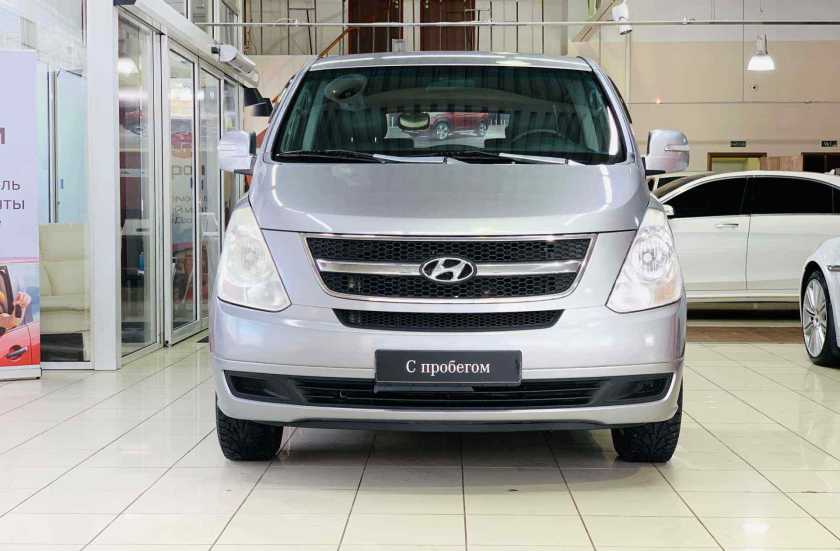 Hyundai Grand Starex