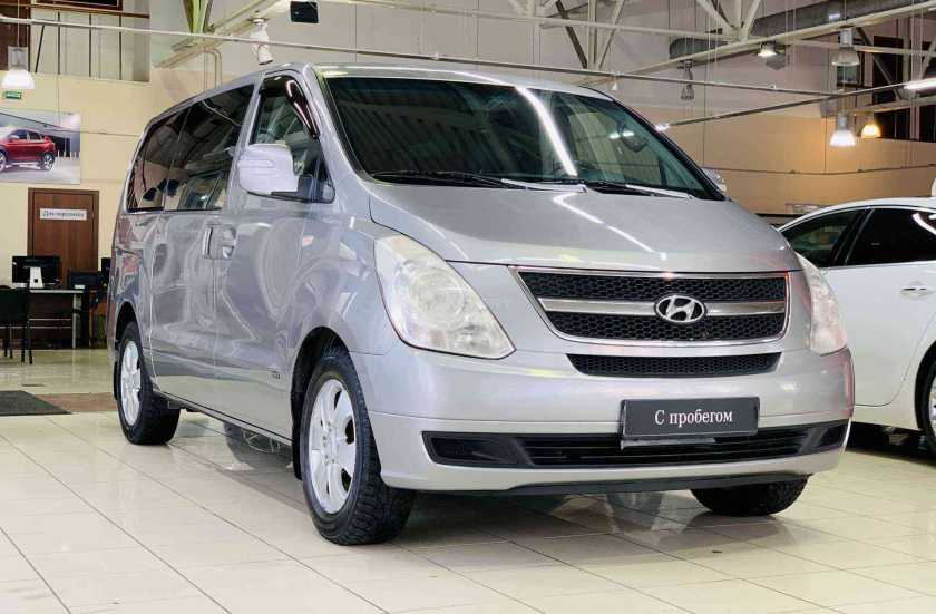 Hyundai Grand Starex