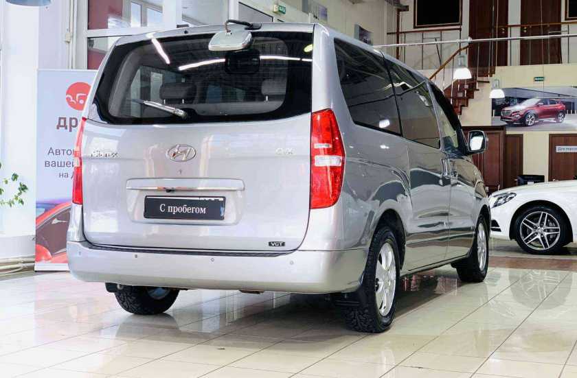 Hyundai Grand Starex