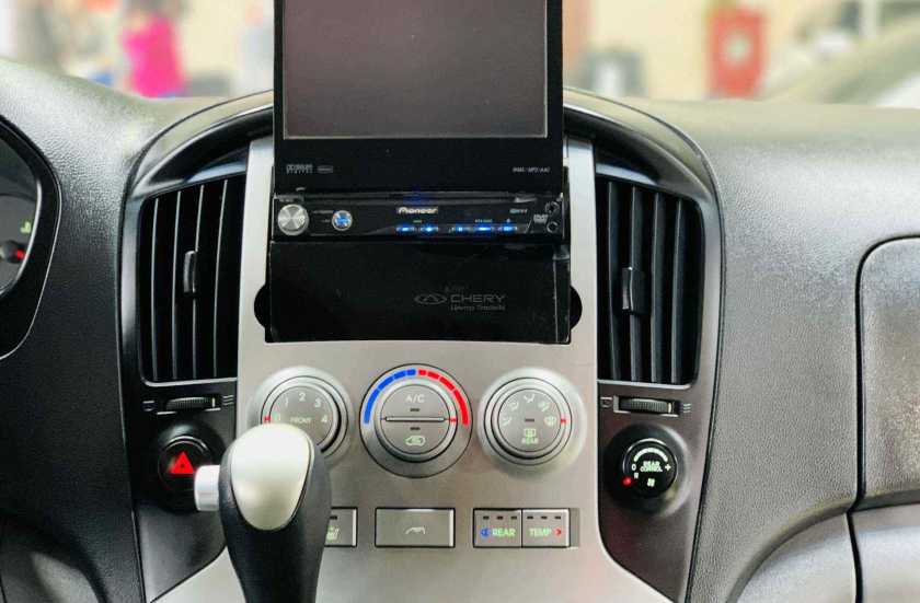 Hyundai Grand Starex