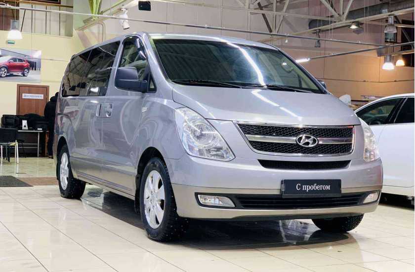 Hyundai Grand Starex