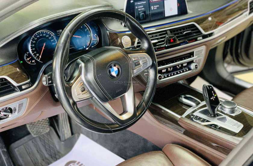 BMW 7 серии