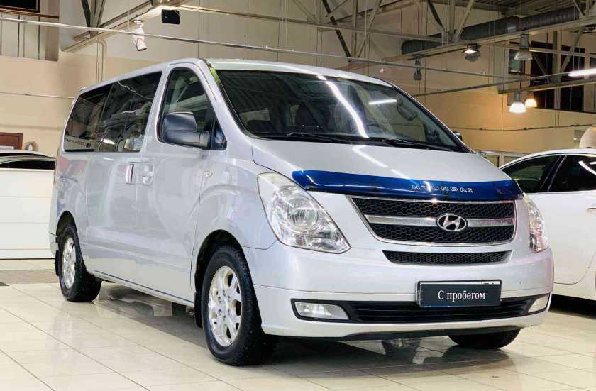 Hyundai Grand Starex