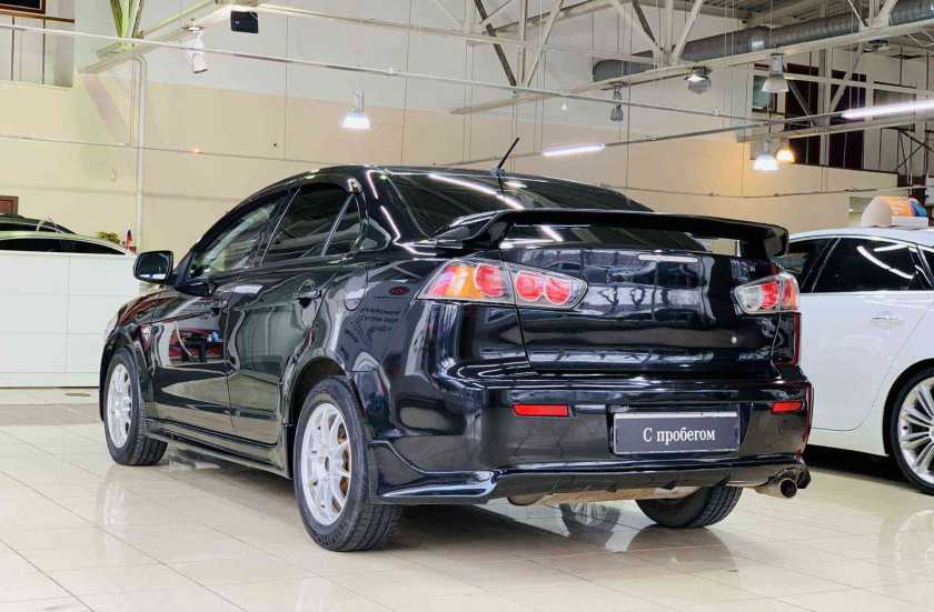Mitsubishi Lancer