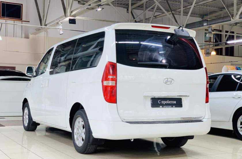 Hyundai Grand Starex