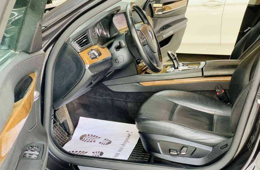 BMW 7 серии