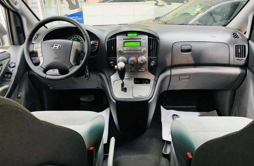 Hyundai H-1