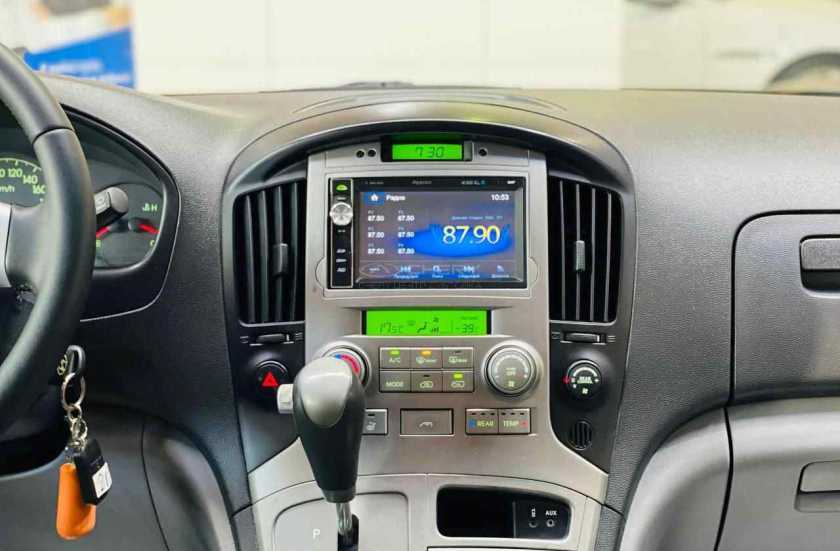 Hyundai Grand Starex