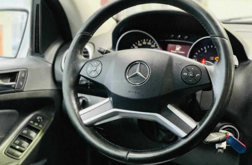 Mercedes-Benz M-Класс