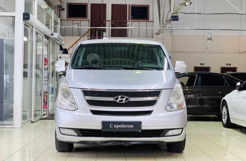 Hyundai Grand Starex