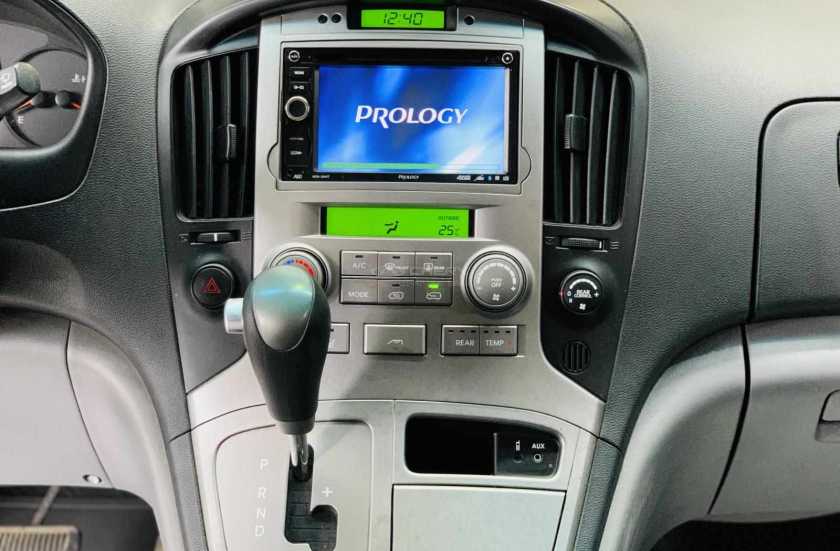 Hyundai Grand Starex