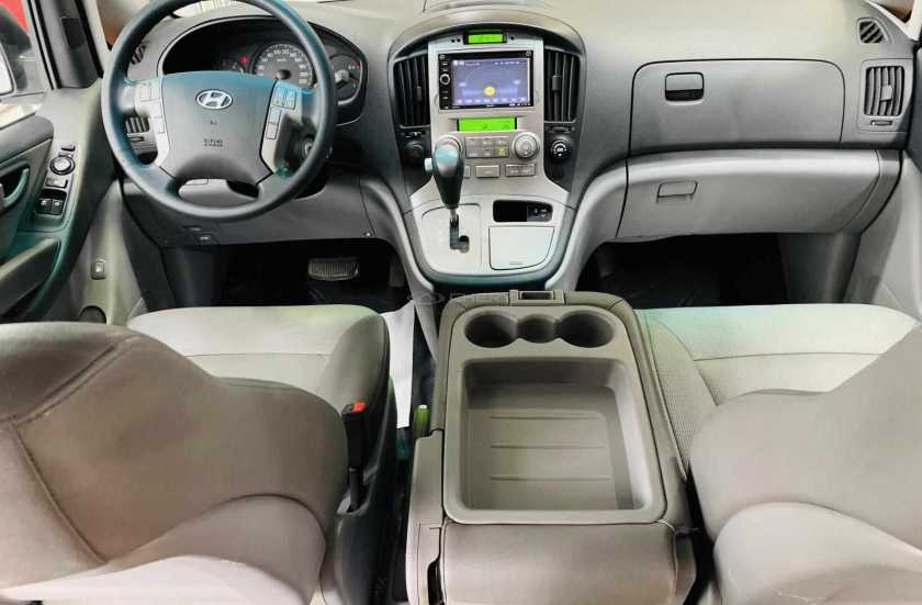 Hyundai Grand Starex