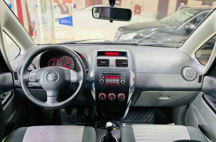 Suzuki SX4