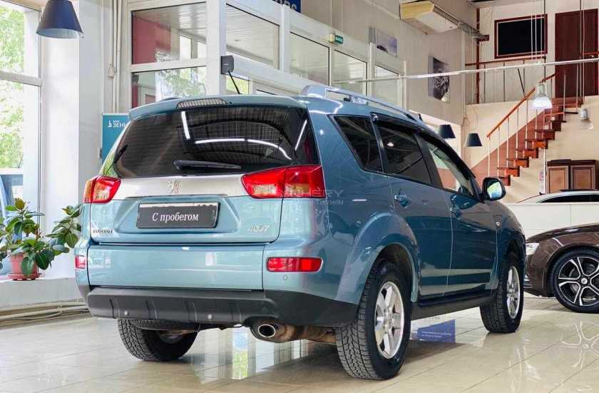 Peugeot 4007
