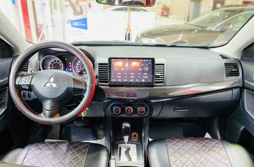 Mitsubishi Lancer