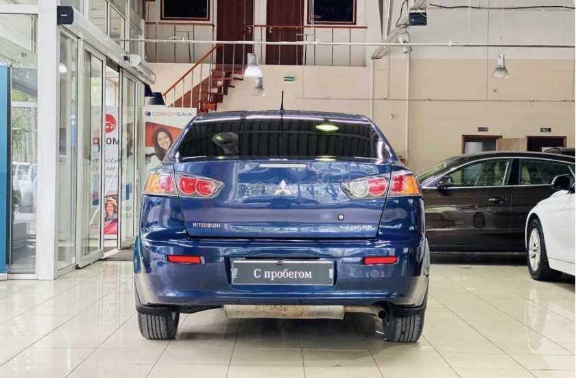 Mitsubishi Lancer