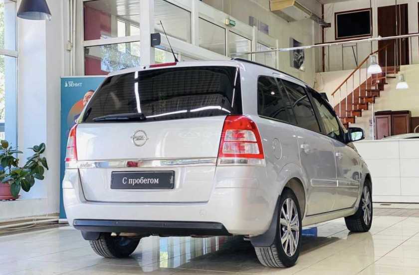 Opel Zafira