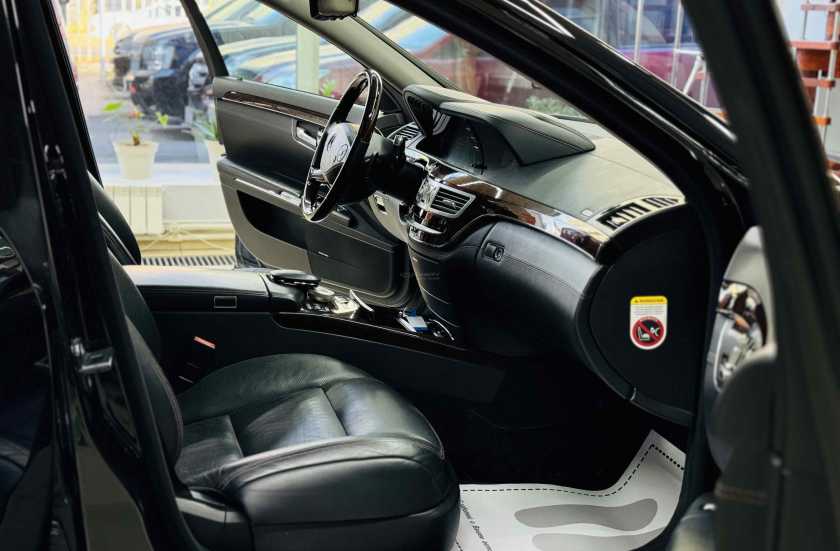 Mercedes-Benz S-Класс