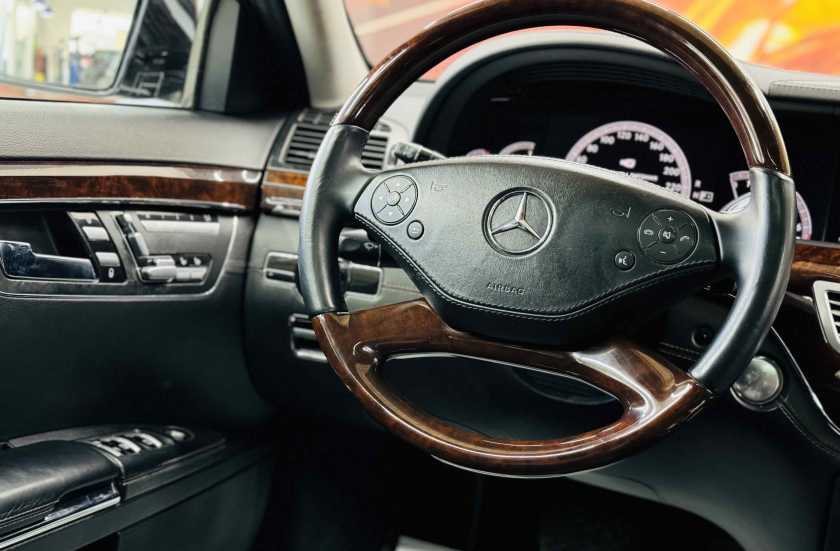 Mercedes-Benz S-Класс