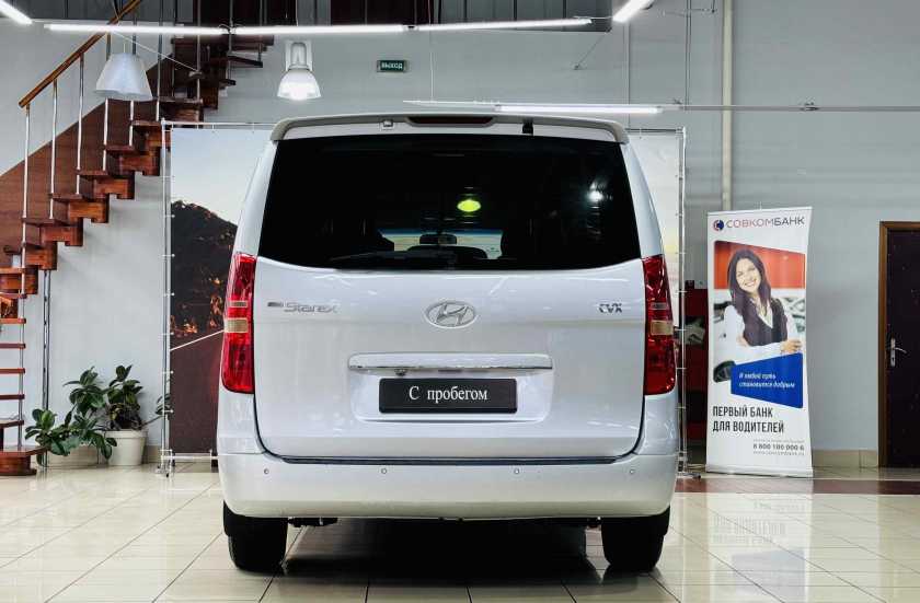 Hyundai Grand Starex