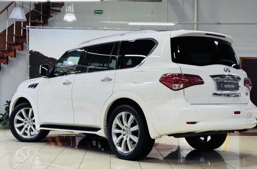 Infiniti QX56