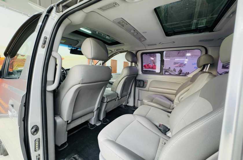 Hyundai Grand Starex