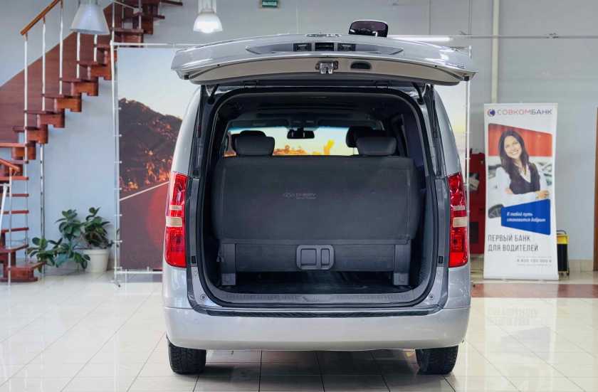 Hyundai Grand Starex