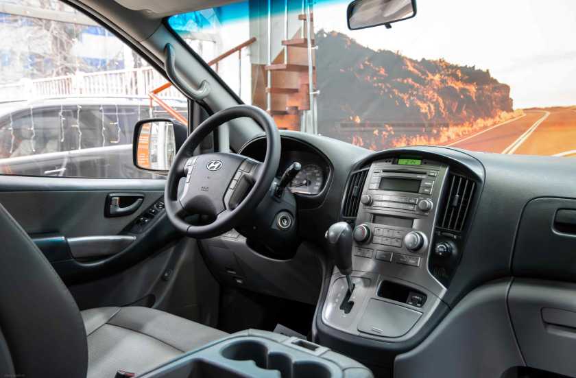 Hyundai Grand Starex