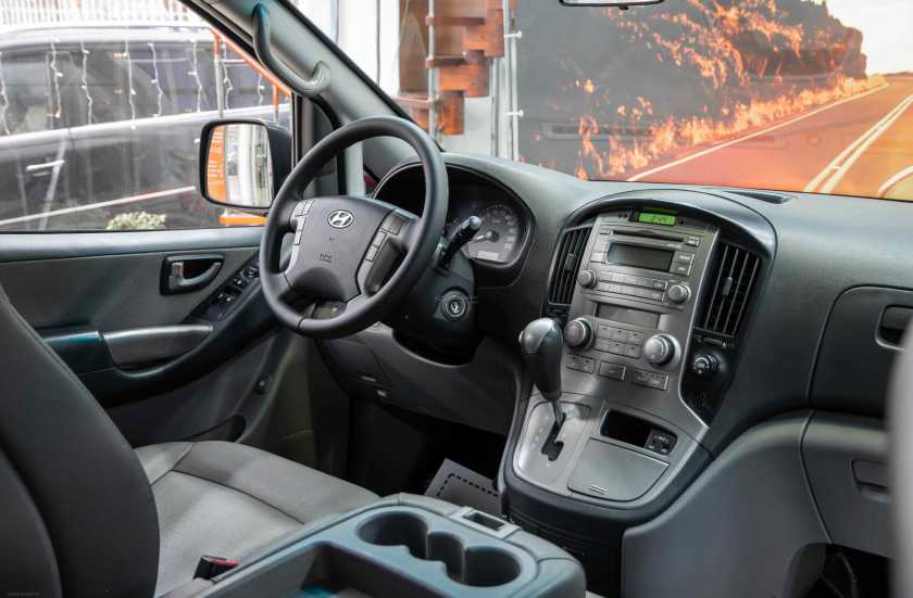 Hyundai Grand Starex