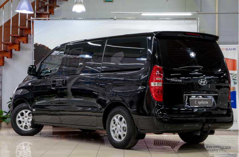 Hyundai Grand Starex