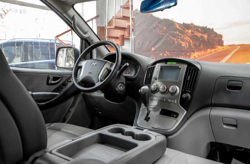 Hyundai Grand Starex