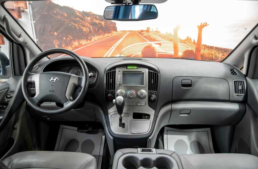 Hyundai Grand Starex