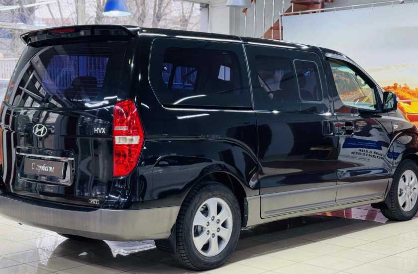 Hyundai Grand Starex