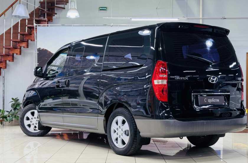 Hyundai Grand Starex