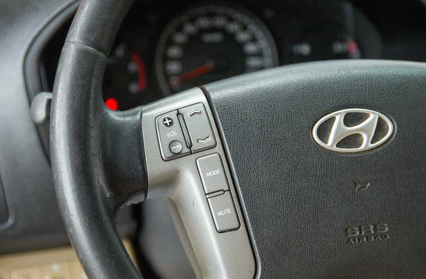 Hyundai Grand Starex