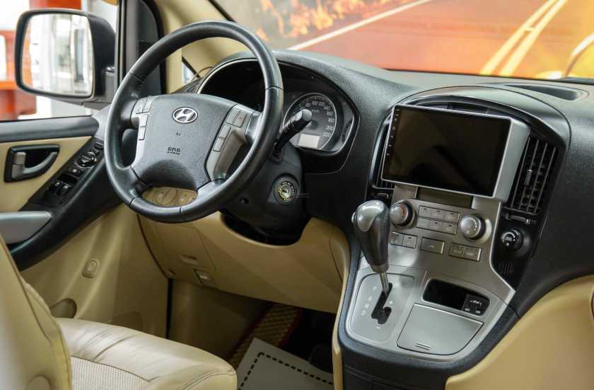 Hyundai Grand Starex