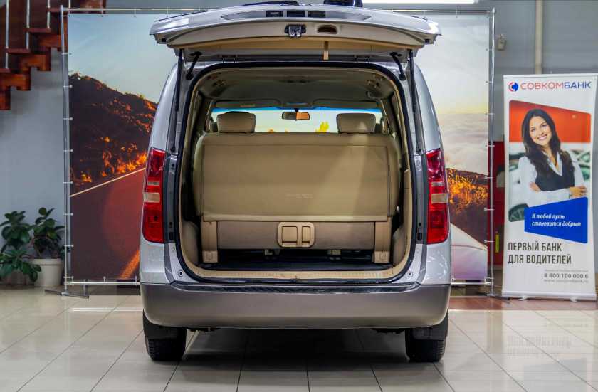 Hyundai Grand Starex