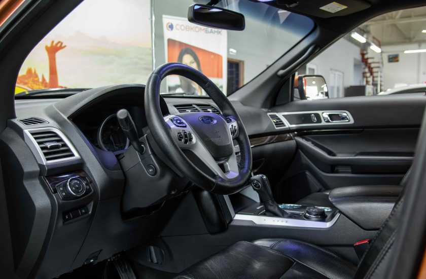 Ford Explorer 2013 г.в.