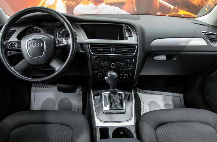 Audi A4 2010 г.в.
