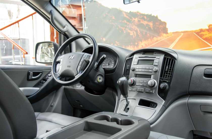 Hyundai Grand Starex