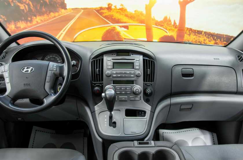 Hyundai Grand Starex