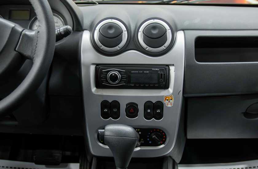 Renault Sandero 2012 г.в.