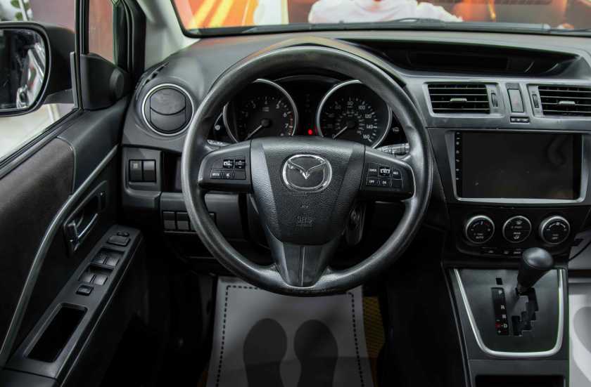 Mazda 5