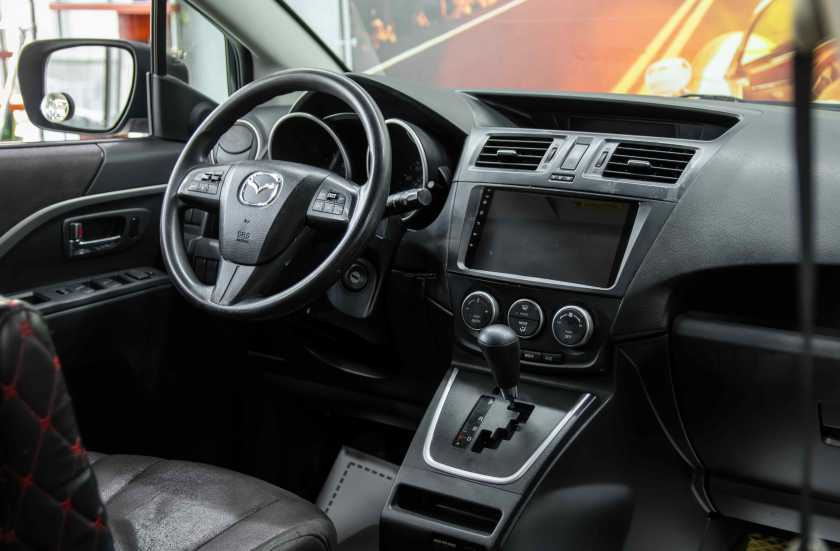 Mazda 5