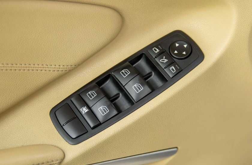 Mercedes-Benz M-Класс