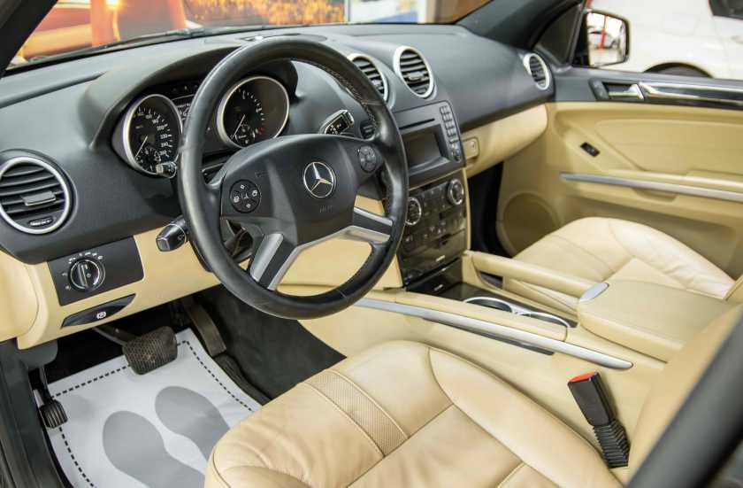 Mercedes-Benz M-Класс